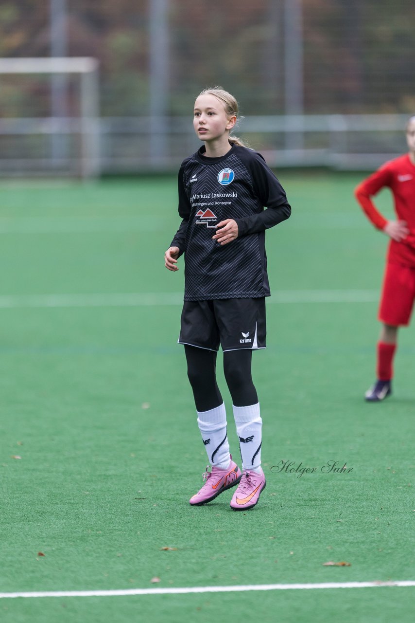 Bild 325 - wCJ VfL Pinneberg - Eimsbuettler TV : Ergebnis: 0:3